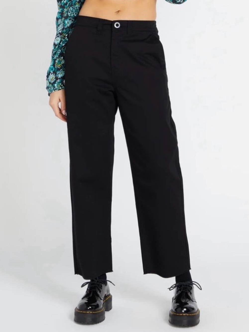 Black chino skate pants- Volcom thisthatthem